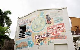 Hotel Allen